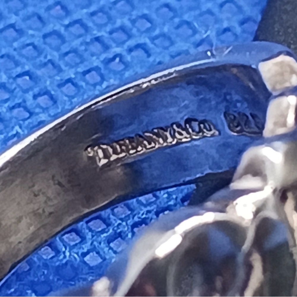 Tiffany & Co. X Paloma Picasso silver heart ring - Picture 2 of 4